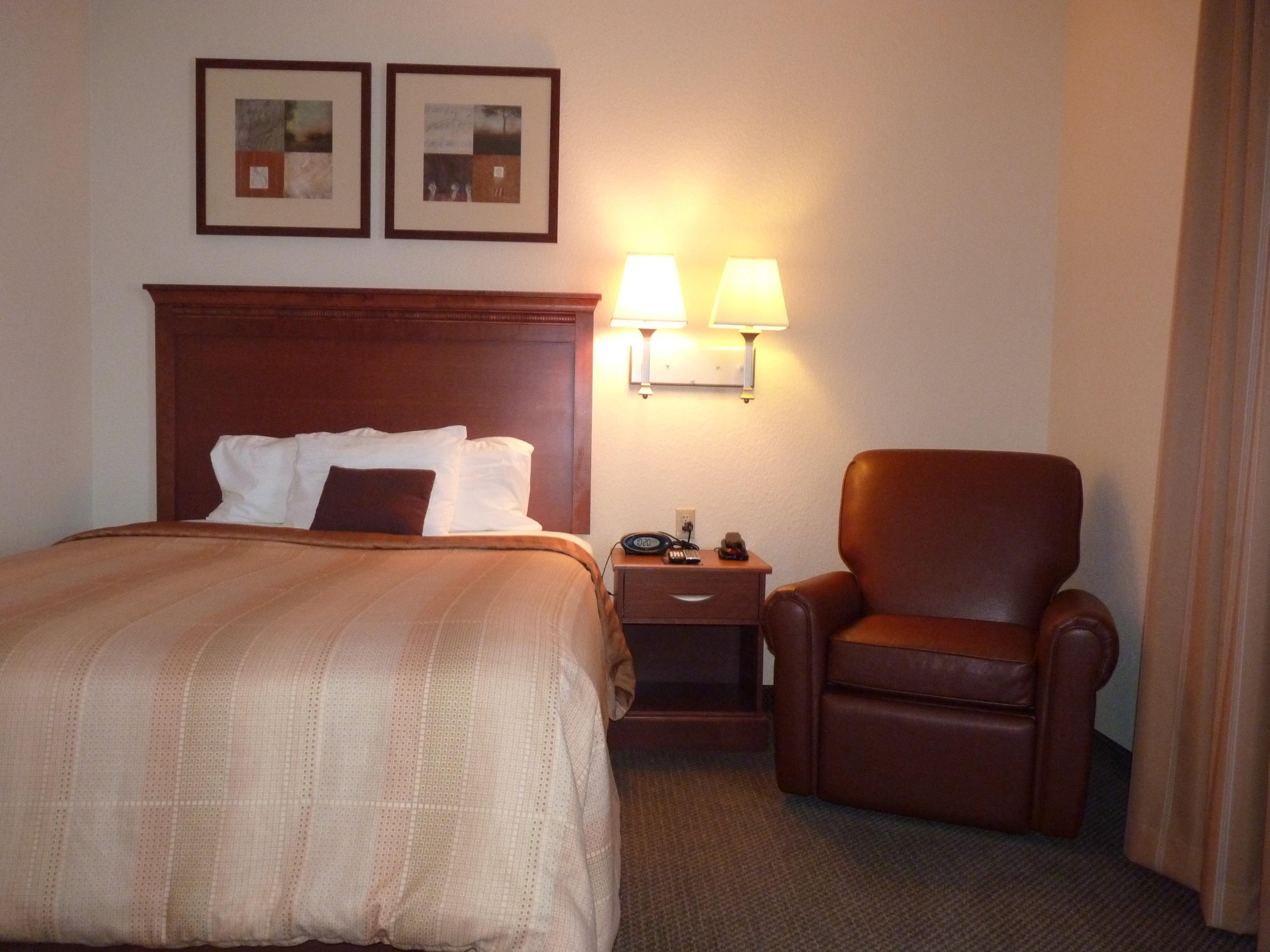 Candlewood Suites Fayetteville By Ihg Exterior photo