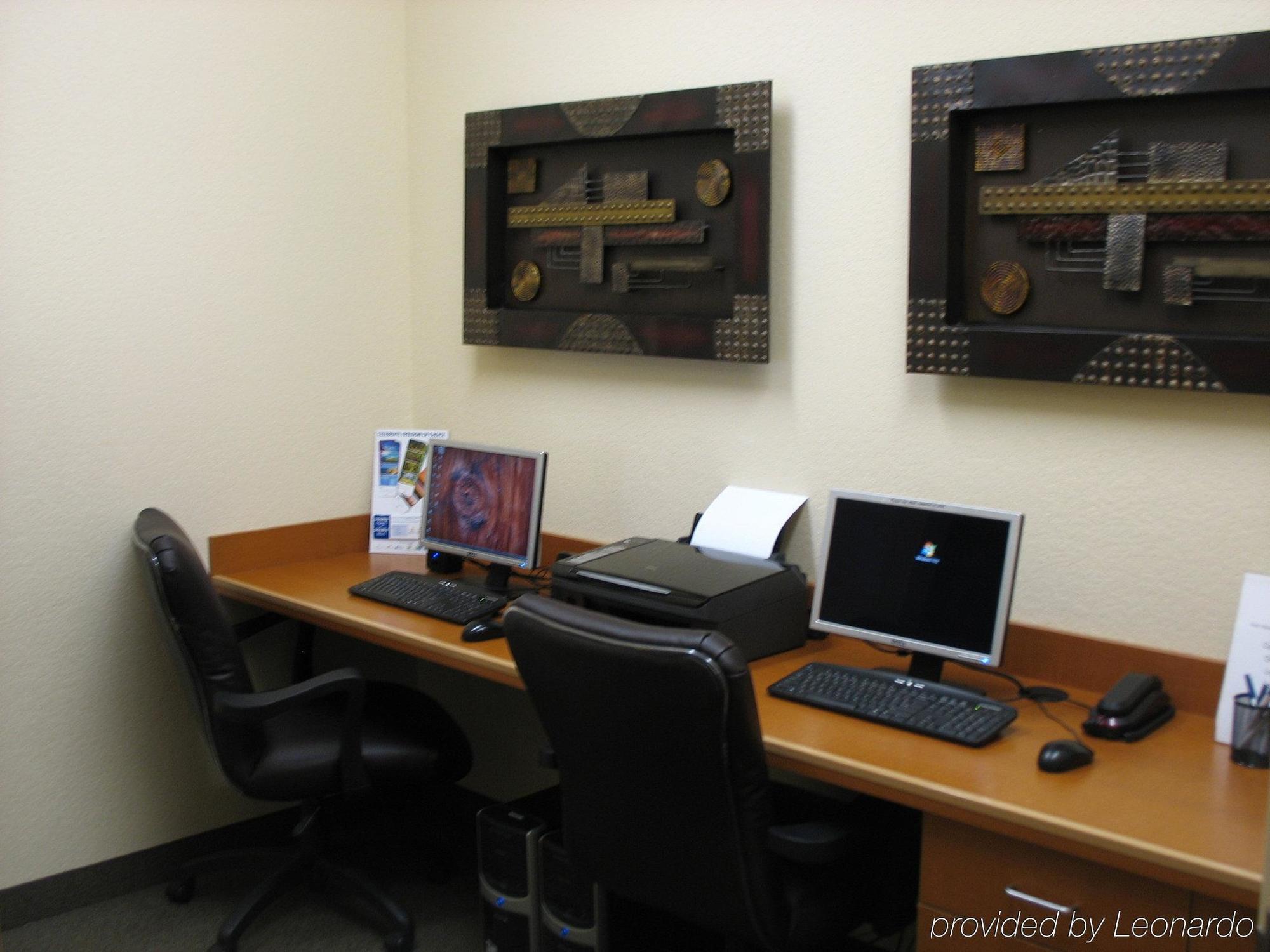Candlewood Suites Fayetteville By Ihg Facilities photo