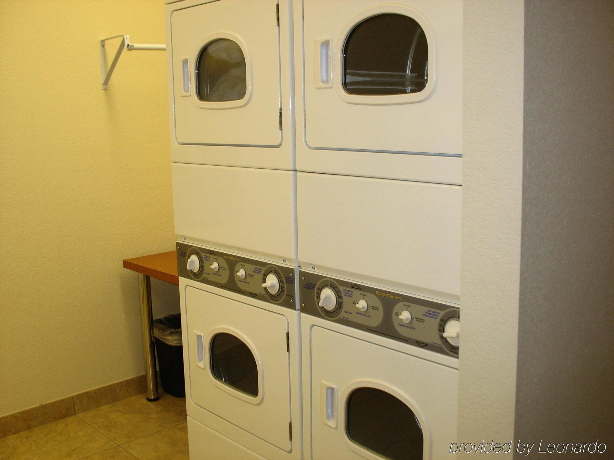 Candlewood Suites Fayetteville By Ihg Facilities photo