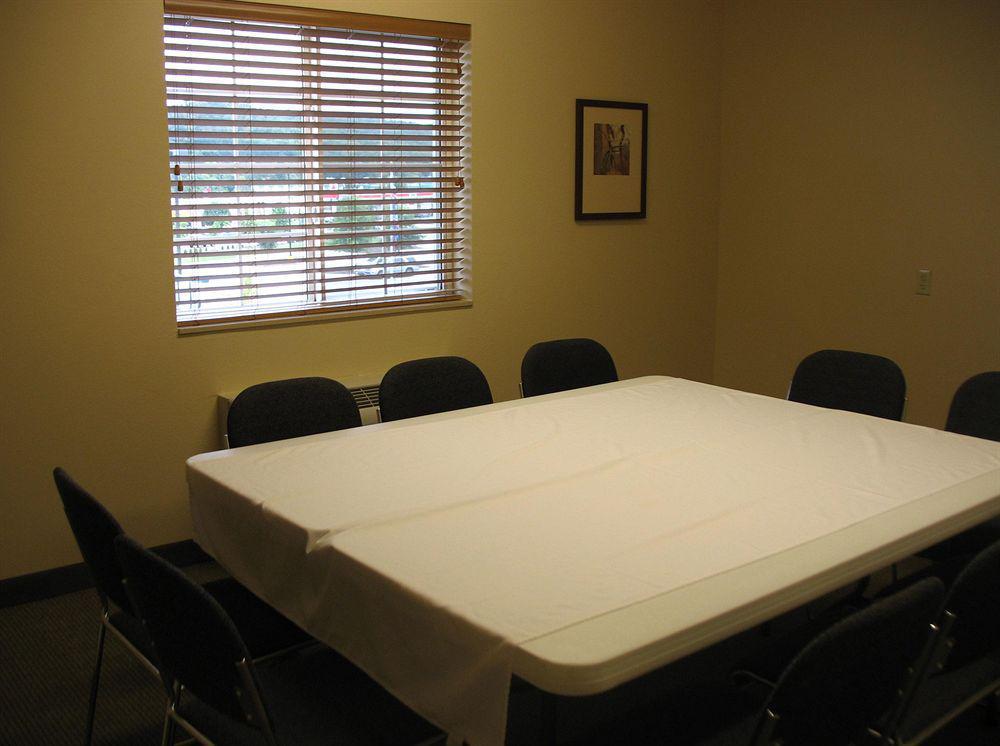 Candlewood Suites Fayetteville By Ihg Room photo